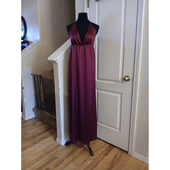 Dresses & Skirts - Elegant Burgundy Halter Maxi Dress - Women's Evening Gown